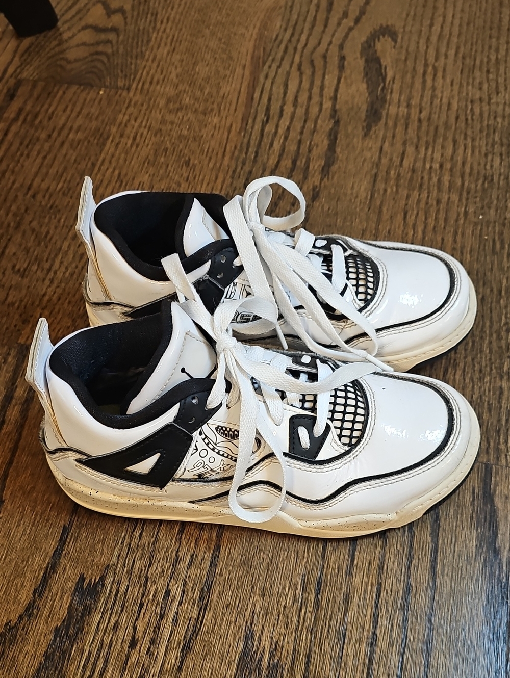 Nike Air Jordan 4 Retro SE "DIY" Kids Sneakers Size 1Y